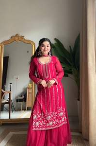 Traje elegante de diseñador Palazzo con bordado elegante y cuentas, perfecto traje festivo y de fiesta para mujer - Product Image 3