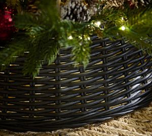 Collar de árbol de Navidad de ratán negro al por mayor de fábrica - Product Image 3