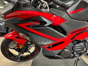 Nueva Motocicleta Deportiva Kawasaki Ninja 500 2025 DIY ODM ABS con 5 Años de Garantía y Opciones de Financiamiento - Product Image 2