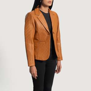 Blazer en cuir marron matelassé Cora avec broderie et décoration boutonnée, méthode de tricotage et de tissage, motif uni et imprimé - Product Image 2