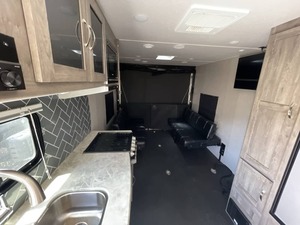 F-o-r-e-s-t Ri-ver Work & Play 23LT 2021 usado en venta - Product Image 3