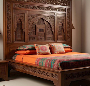 Cama estilo Rajasthani con cabecero enorme tallado a mano. Lujo disponible a precios de mayoreo. - Product Image 1