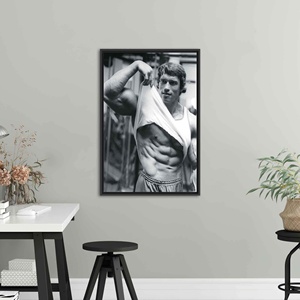 Lienzo Deportivo para Cuarto de Hombre Arnold Schwarzenegger, Decoración de Pared Impresa, Enmarcado en Negro - Product Image 1