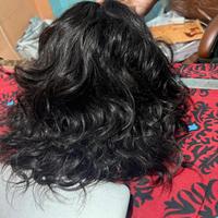 Perruque indienne de cheveux humains bruts ondulés 10A avec fermeture à lacet Perruques frontales en cheveux de bébé Fournisseur de gros non traités