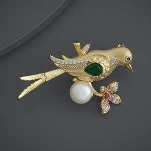Chic <b>Crystal</b> Rhinestone <b>Animal</b> Shape Channel Set Saree Brooch Pin for Women's Party Gifts - Product Image 1