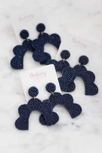 Pendientes bordados minimalistas para uso diario - Product Image 5