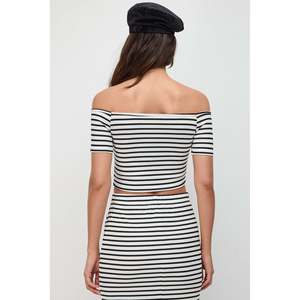 Crop rayé à col bateau - Product Image 5