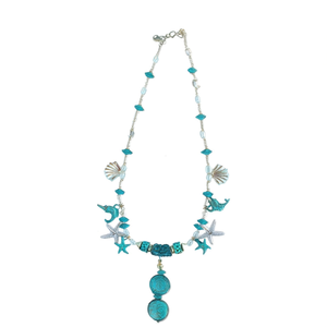 Collier superposé plaqué or avec accents turquoise et perles, d'inspiration plage, pour la revente de mode - Product Image 3
