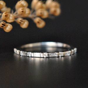 10k Gold Lab Grown Diamond Wedding Band Baguette Diamond Band Bague de fiançailles pour fiançailles ou mariage un cadeau d'amour - Product Image 4