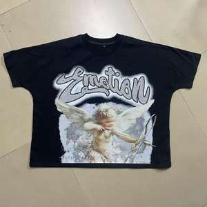 Camiseta gráfica personalizada para hombre, ropa informal elegante con material duradero para atuendos diarios. - Product Image 1