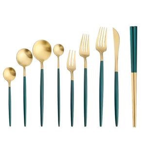 Elegante Juego de Cubiertos con Cabeza Dorada y Mango Verde, Perfecto para Eventos de Catering, Servicio de Buffet y Celebraciones Especiales - Product Image 1