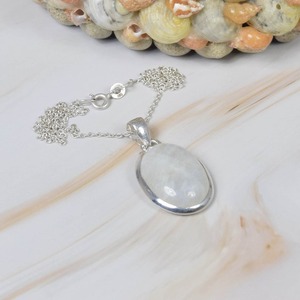 มูนสโตนสายรุ้งสีขาว925จี้เงินสเตอร์ลิงเครื่องประดับทำด้วยมือรูปไข่เดือนจูเนของขวัญวันเกิดสำหรับวันเกิด - Product Image 3