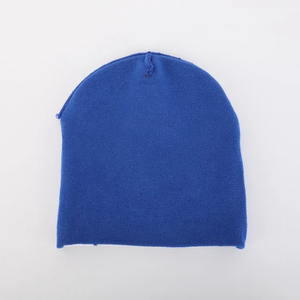 Gorro liso de acrílico de alta calidad Unisex, gorro de esquí de invierno con etiqueta tejida personalizada y bordado teñido, Gorras de viaje Jacquard de punto - Product Image 5