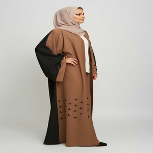 Robe musulmane de l'Aïd Abaya de Dubaï Abaya moderne islamique avec design dernier cri - Product Image 1