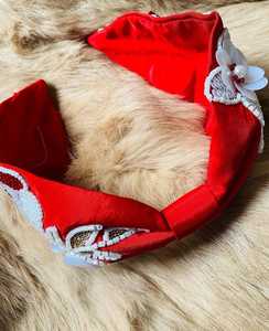 Bandeaux perlés à la main bleu ciel Bandeaux en tissu tendance avec accessoire brodé à la main doux et facile à porter - Product Image 2