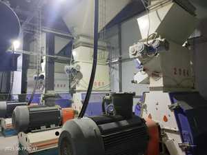 מטחנת פטישים חדשה מנירוסטה, תפוקה גבוהה של טון אחד לשעה, לטחינת תבלינים מסויה ותירס. - Product Image 2