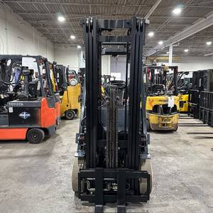 Montacargas Eléctrico AGV de 4 Ruedas con Capacidad de 5000 lb, Navegación Láser, 6-8 Horas de Autonomía, el Mejor Montacargas Pequeño en Relación Calidad-Precio - Product Image 3