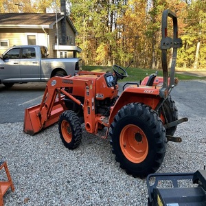 El mejor precio posible para Kubota L2800 Rendimiento probado Oferta al por mayor Suministro de maquinaria de confianza Probado Bomba de núcleo garantizada - Product Image 4