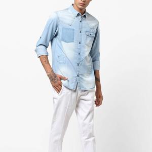Chemise en jean pour hommes fabriquée en coton originale imprimée de logo personnalisé et uni fabricant de gros chemise en jean élégante de coupe régulière pour hommes - Product Image 4