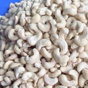 Wholesales Vietnam <b>Cashew</b> Prices Worldwide <b>Cashew</b> <b>Nuts</b> Whole Kernels W320 Santigo Viet Nam OEM, ODM - Product Image 1