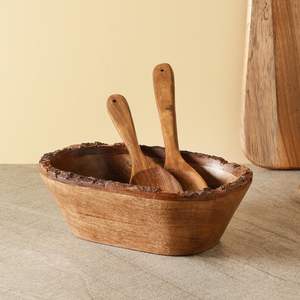Bol de service en bois élégant Bordure d'écorce d'arbre naturel Idéal pour table à manger Centre de table Cuisine Service de nourriture Trending Camping - Product Image 4