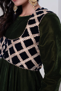 GHAZAL Terciopelo verde Gota Patti Anarkali Set Vintage Incluye Chaleco de terciopelo Red suave Fiestas Diwali Bodas Graduaciones - Product Image 2