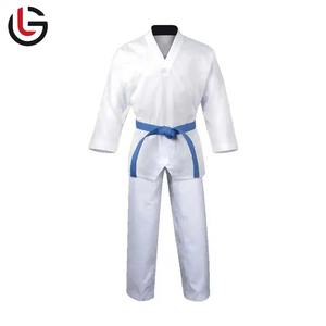 Conjuntos de uniformes de entrenamiento de Karate personalizados Ropa de artes marciales para adultos Salwar Kameez de algodón en el color de tamaño preferido - Product Image 1