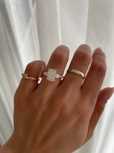 เครื่องประดับทำด้วยมือเครื่องประดับเพชรที่ปลูกในห้องปฏิบัติการแหวนไตรภาคเปล่งประกายทอง18K แข็งดีที่สุดสำหรับของขวัญวันครบรอบ - Product Image 6