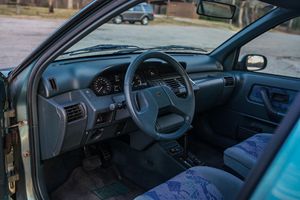 RENAULT LUTECIA 1995 D'OCCASION CÔTÉ GAUCHE/DROIT - Product Image 3