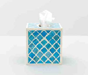 Dispensador de caja de pañuelos de madera personalizable de calidad superior con detalles de nácar y estilo floral de superficie lisa pulida - Product Image 3