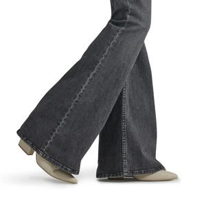 Nueva llegada 100% pantalones de mezclilla de algodón moda mujer ropa azul lavado pantalones vaqueros de gran tamaño mujeres pantalones acampanados logotipo personalizado - Product Image 4