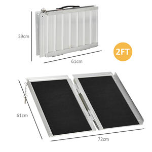 HOMCOM Rampe de fauteuil roulant pliable avec rails latéraux, alliage d'aluminium, 61x72 cm, argent et noir - Product Image 3