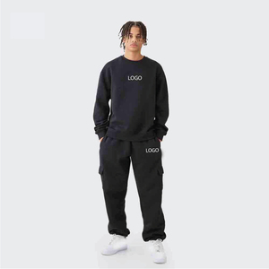 Ensemble survêtement cargo surdimensionné pour homme OEM, logo personnalisé, respirant, 100% coton, sweat-shirt surdimensionné et pantalon cargo, ensemble de survêtement - Product Image 1