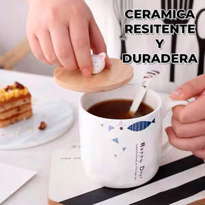 Tazza in Ceramica a Forma di Gattino, Resistente e Robusta, Dipinta a Mano, Design Moderno con Coperchio e Cucchiaio, Lavabile in Lavastoviglie e Utilizzabile nel Microonde, Regalo Perfetto - Product Image 1