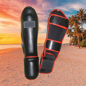 Espinilleras Deportivas Transpirables para Mayor Seguridad, Nuevo Diseño 2025, Espinilleras de Cuero Genuino de Alta Calidad con su Logotipo - Product Image 2