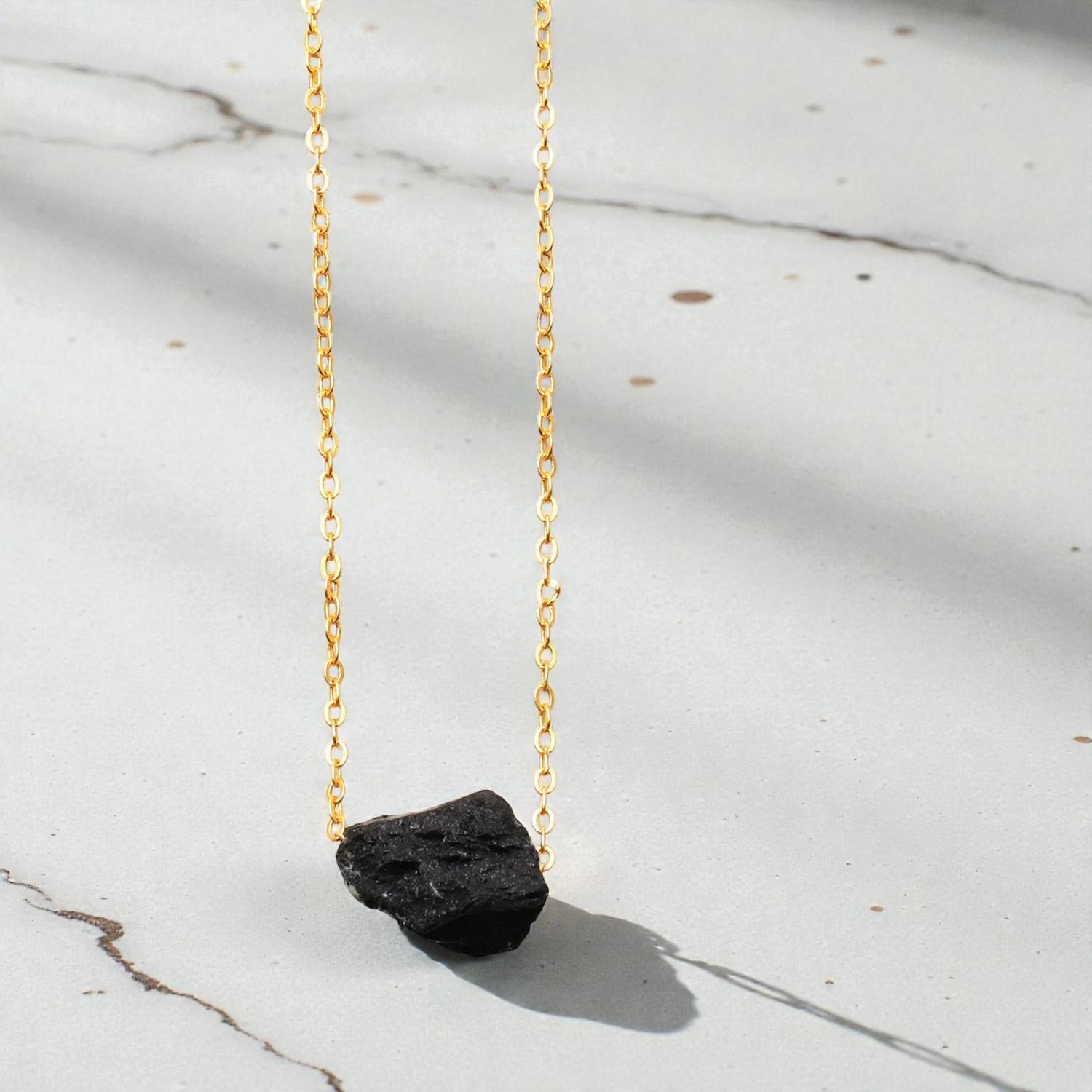 ทัวร์มาลีนสีดำ