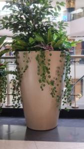 Vente en gros de pots de fleurs en fibre de verre texturé classique FRP pour hôtel Pots de fleurs et jardinières - Product Image 5