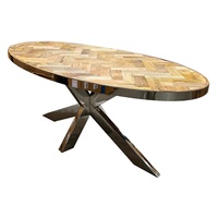 Table à manger ovale en bois massif à chevrons |   Table de luxe avec base en acier inoxydable |   Design moderne fait main |   Meubles de maison