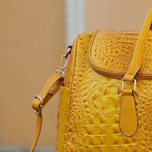 Bolso Unisex personalizable de gran capacidad con cierre de cremallera de moda de PVC genuino de alta calidad - Product Image 4