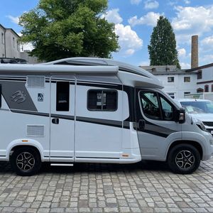 Compre una Nueva Autocaravana de Lujo 4x4 Todoterreno, Remolque de Caravana para Viajes por Carretera, Casa Móvil - Product Image 6