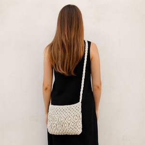 Bolsa de Yoga Tejida a Mano de Nuevo Estilo, Tamaño y Color Personalizados, 100% Algodón, Estilo Bohemio, Cierre con Cordón, Lavable y Duradera - Product Image 1