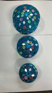 Pastilleros de joyería hechos a medida con adornos de cristal y cuentas disponibles desde el tamaño de 1 pulgada en adelante, para usar como recuerdo de boda - Product Image 2