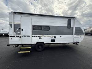 Nuevo 2026 Forest River Wildwood F-S-X 163R-D-S-K - Product Image 3