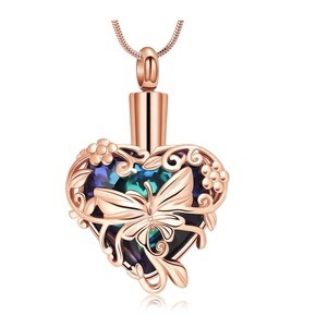 Colliers d'urne papillon en métal pour cendres Bijoux d'urne pour cendres humaines pour femmes Collier de crémation de coeur pour cendres Taille personnalisée - Product Image 1