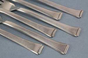 Ensemble de fourchettes en acier inoxydable avec finition miroir parfait pour la vaisselle élégante et l'utilisation élégante de service de salade de table - Product Image 2