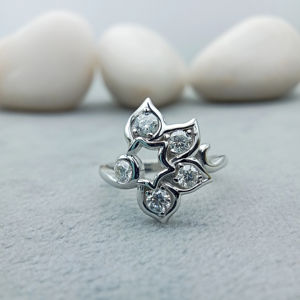 Custom Fancy Solitaire VVS Moissanite Diamond Compromiso Anillo de bodas 925 Sterling Silver Set 14K Trendy 100% Satisfaction - Product Image 1