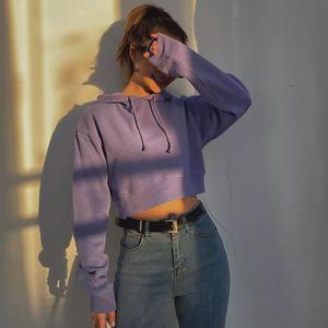 Sudadera corta con capucha personalizada para mujer, sudaderas y sudaderas informales para mujer, Sudadera con capucha recortada de gran tamaño para mujer - Product Image 1