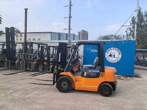 Chariot élévateur diesel Toyota de 3 tonnes avec moteur de pompe hydraulique et roulement - Puissant et économe en carburant pour les mines et la construction - Product Image 5