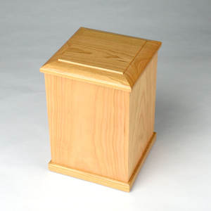 Urne funéraire en bois brun cerise de style américain Fournitures en bois durable pour les cendres humaines Funérailles - Product Image 4