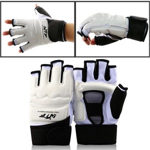 Meilleur prix professionnel Taekwondo grappin gants respirant anti-dérapant mousse rembourrage gants d'arts martiaux pour unisexe - Product Image 5
